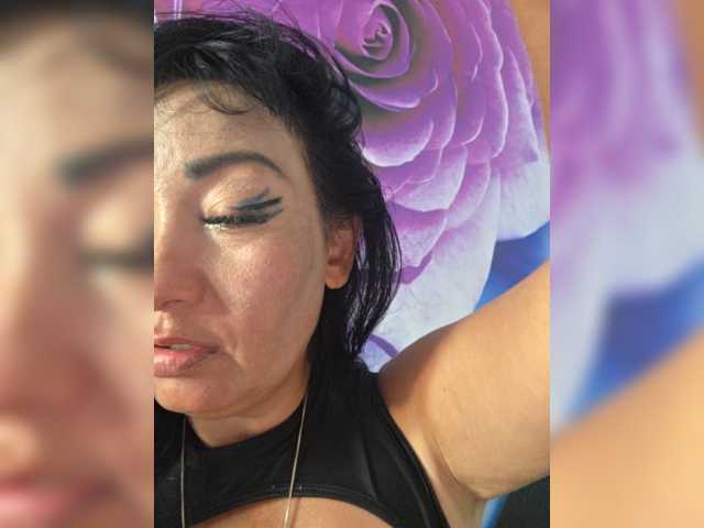 xxxDirtyBitchxxx online show from August 10, 8:43 pm