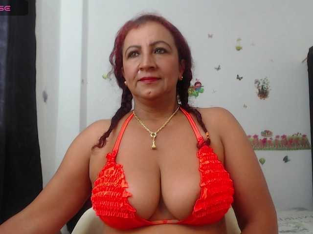 yosselin23 online show from June 14, 11:51 am