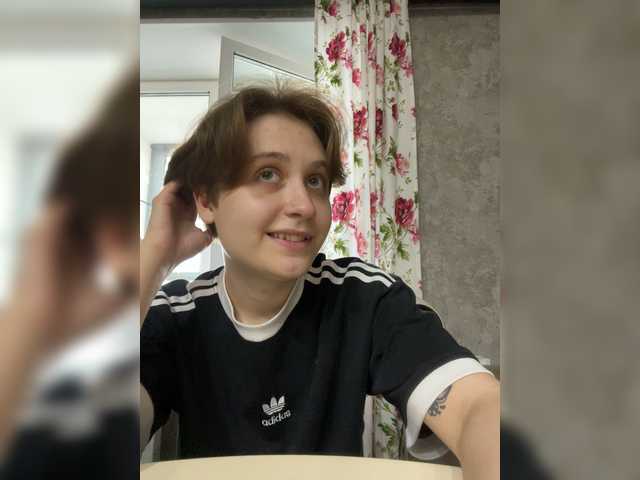 zefirrr666 online show from July 28, 2:56 pm