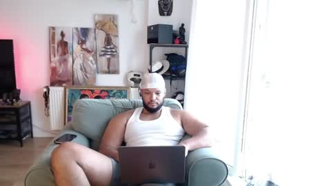 Kingsley online show from July 28, 3:56 am