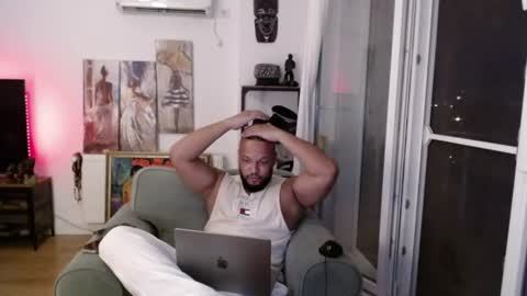 Kingsley online show from July 29, 11:01 pm