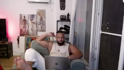 Kingsley online show from August 5, 1:14 am