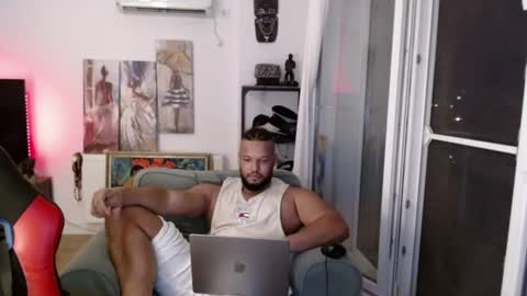 Kingsley online show from August 5, 2:20 am