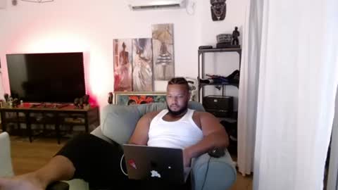 Kingsley online show from August 5, 6:28 pm