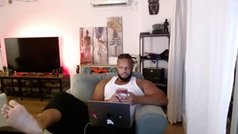 Kingsley online show from August 5, 7:34 pm