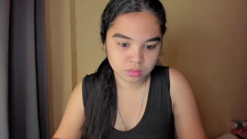 issy online show from August 1, 6:41 am