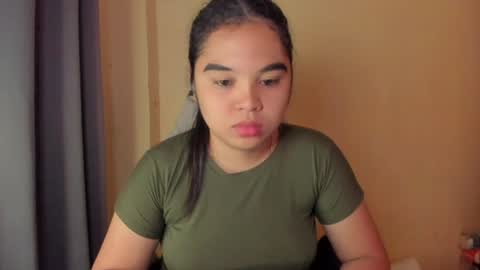 issy online show from August 7, 8:58 am