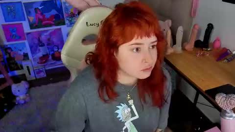 111lucygrim111 online show from August 3, 7:10 pm