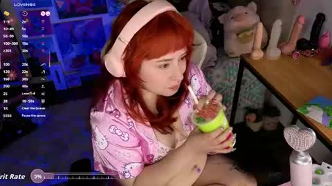 111lucygrim111 online show from August 7, 2:55 am