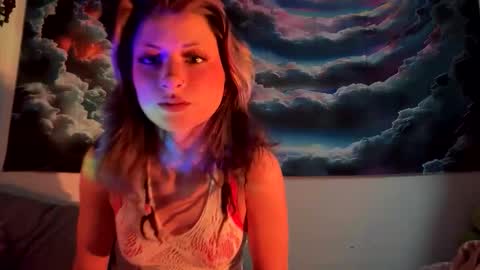 BakxBee online show from April 6, 11:47 am