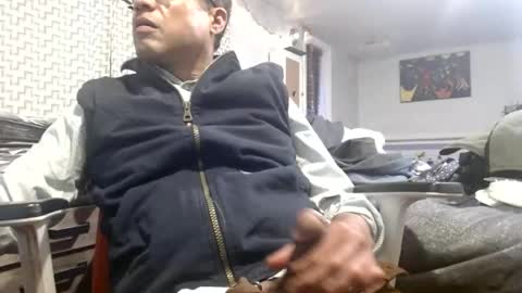 1511russell online show from July 7, 3:32 am