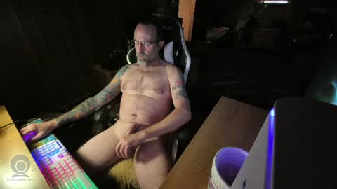18lowrider online show from July 24, 6:11 pm