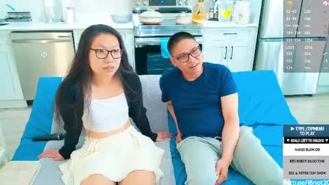 Tong  Ralph online show from August 11, 11:51 pm