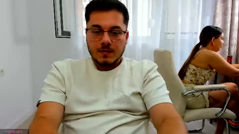 18te3ngirl online show from August 13, 8:17 am