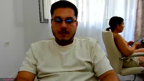 18te3ngirl online show from August 13, 1:14 pm