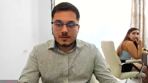 18te3ngirl online show from August 15, 8:18 am