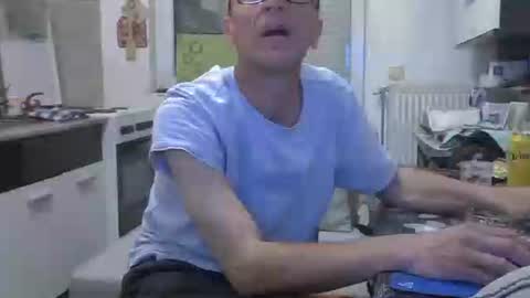 1973man online show from April 9, 8:17 pm