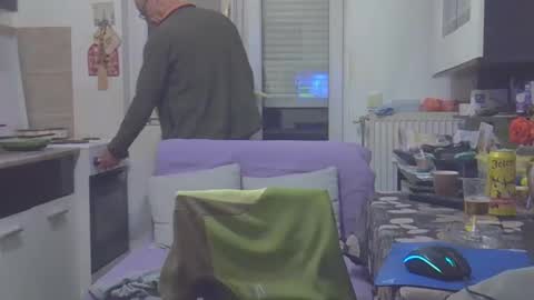 1973man online show from May 24, 2:03 am