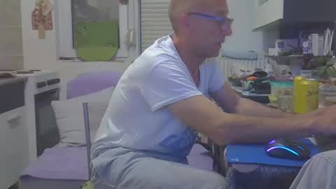 1973man online show from May 26, 8:10 pm