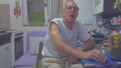 1973man online show from May 30, 7:37 pm