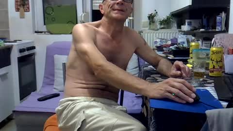 1973man online show from June 22, 7:36 pm