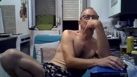 1973man online show from July 9, 8:03 pm