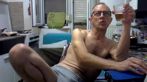 1973man online show from July 14, 8:20 pm