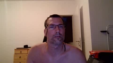 1981peter online show from August 12, 6:21 pm