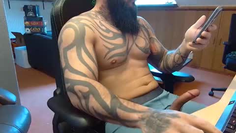 19andre90 online show from April 9, 6:21 am