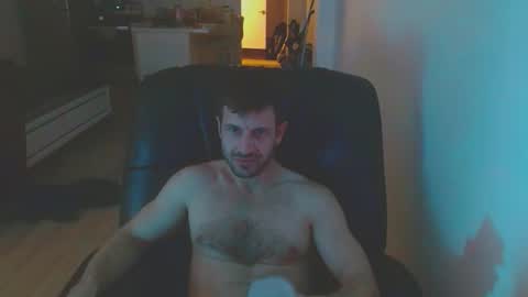 19reddragon86 online show from March 3, 10:45 am