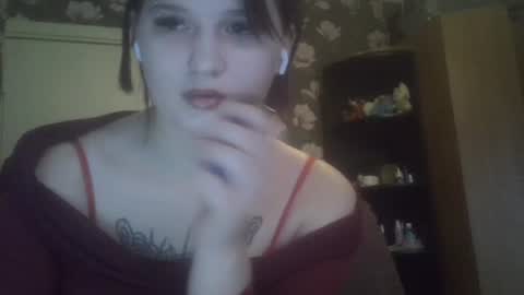 1allie online show from August 11, 5:04 pm