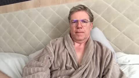 1bicuriousbull online show from April 19, 7:07 am