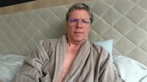 1bicuriousbull online show from May 3, 7:13 am