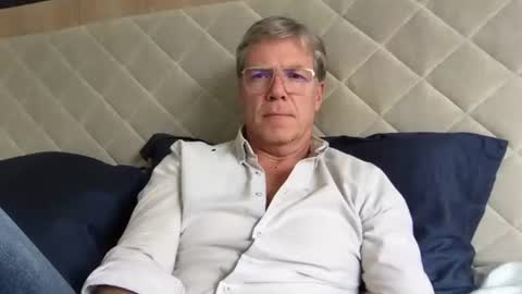 1bicuriousbull online show from June 15, 10:35 am