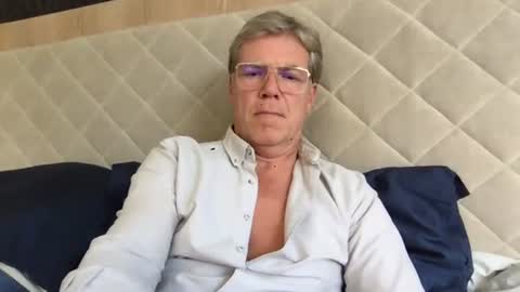 1bicuriousbull online show from June 15, 3:54 pm