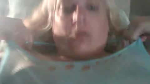 1freakydeaky_ online show from May 21, 5:09 am