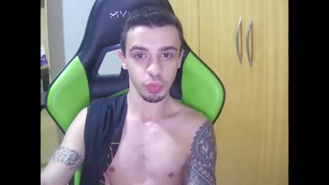 1good_vibes1 online show from August 15, 6:39 am