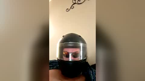 1goodandtight online show from August 8, 4:40 pm