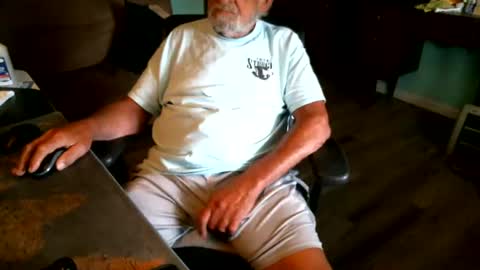 1handyanddee online show from July 12, 7:53 pm
