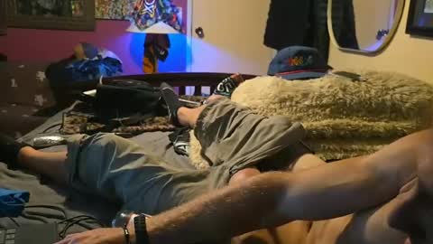 1knightluver69 online show from July 14, 1:25 pm
