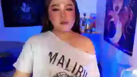 1lovelymess online show from August 10, 12:06 pm