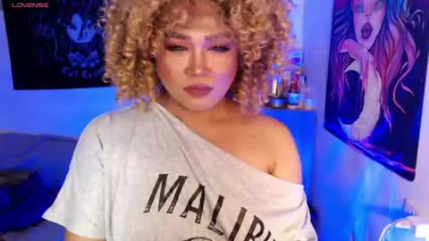 1lovelymess online show from August 10, 3:24 pm