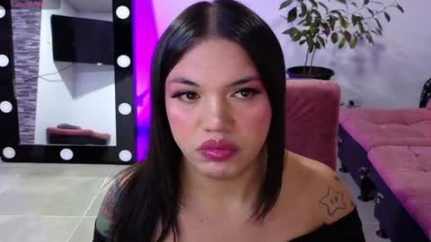 Ashley Independent model online show from August 9, 11:39 pm