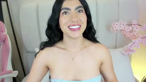 1m_emily online show from July 28, 11:44 pm