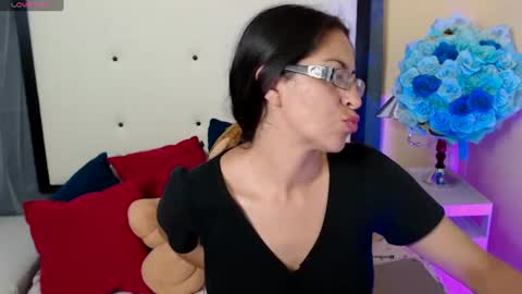 paola online show from July 31, 10:04 pm
