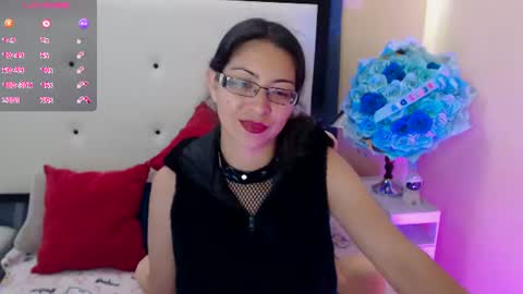 paola online show from August 7, 7:58 pm