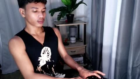 1sweetloverxx online show from July 15, 5:47 pm
