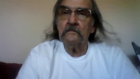 1valentine online show from July 10, 9:09 pm