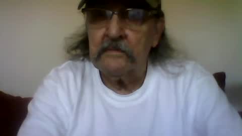 1valentine online show from August 11, 4:09 pm