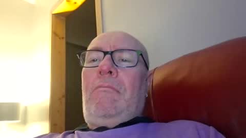211skoosh online show from February 18, 9:01 pm
